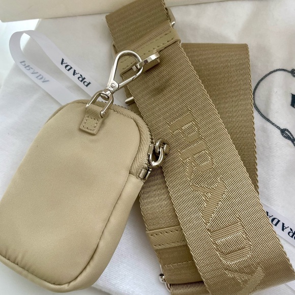 Prada re-edition 2005 crossbody colour sand - Picture 6 of 11
